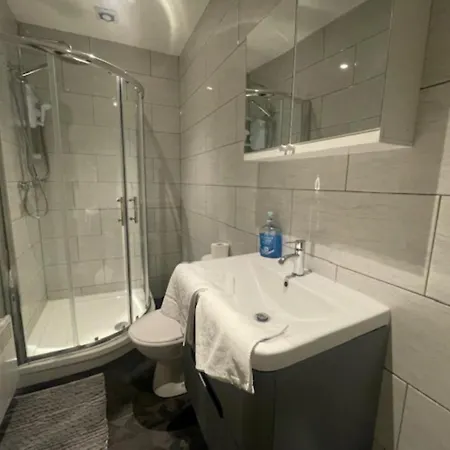 Bond Street Apartment, Sleeps 7 Blackpool Exterior photo