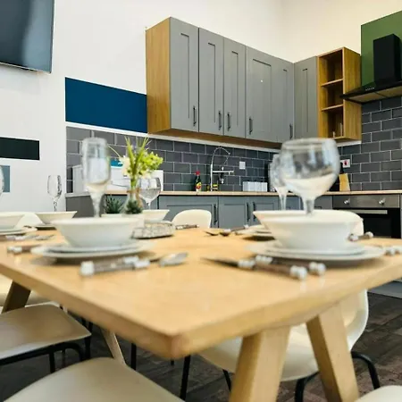 Bond Street Apartment, Sleeps 7 Blackpool Exterior photo