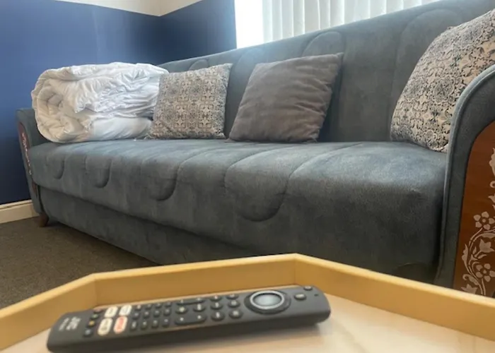 Bond Street Apartment, Sleeps 7